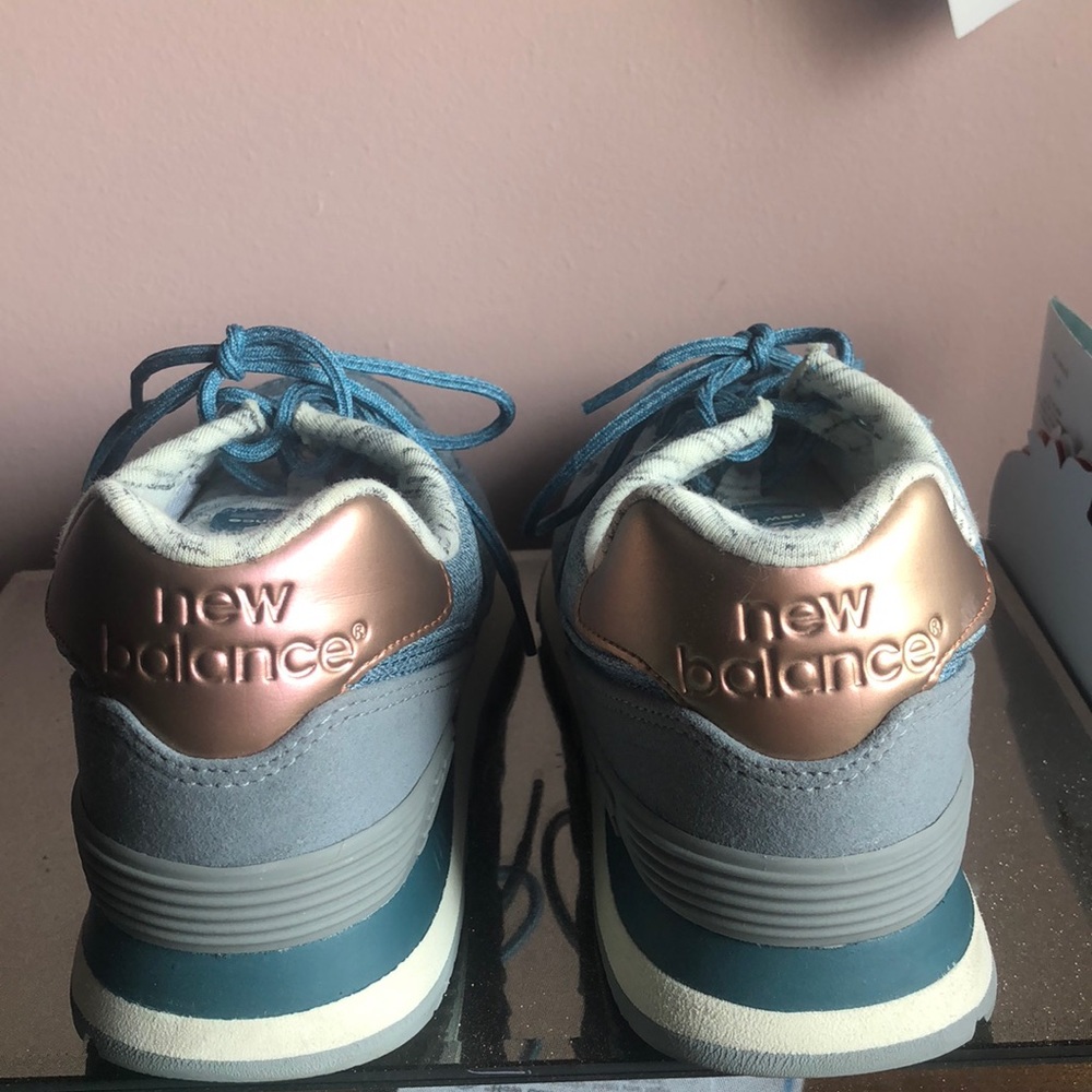 New Balance Women’s 574 Sneakers - Picture 2 of 4